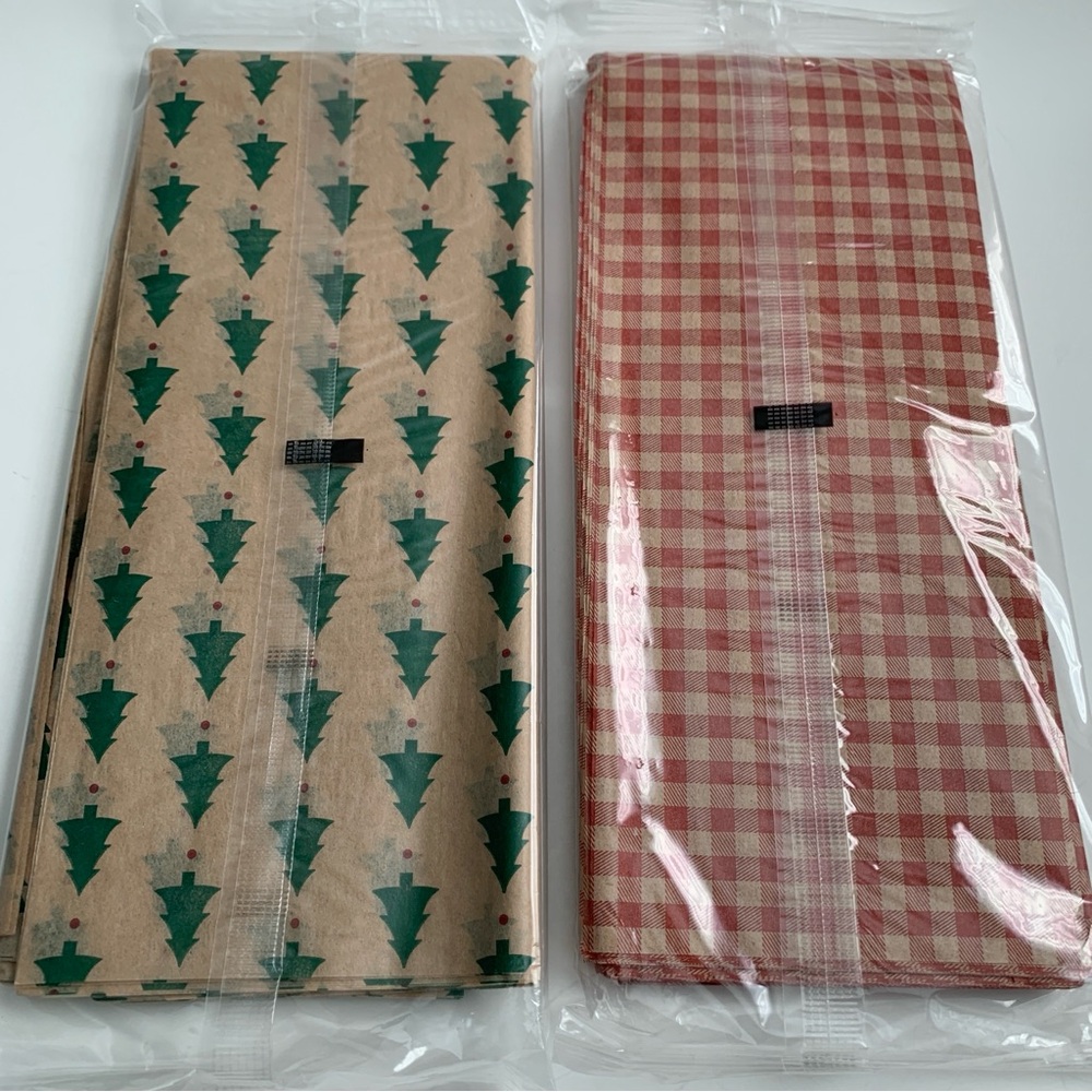Red and Green Gingham Gift Bags with Festive Tissue Paper Bundle Farmhouse - Picture 16 of 17